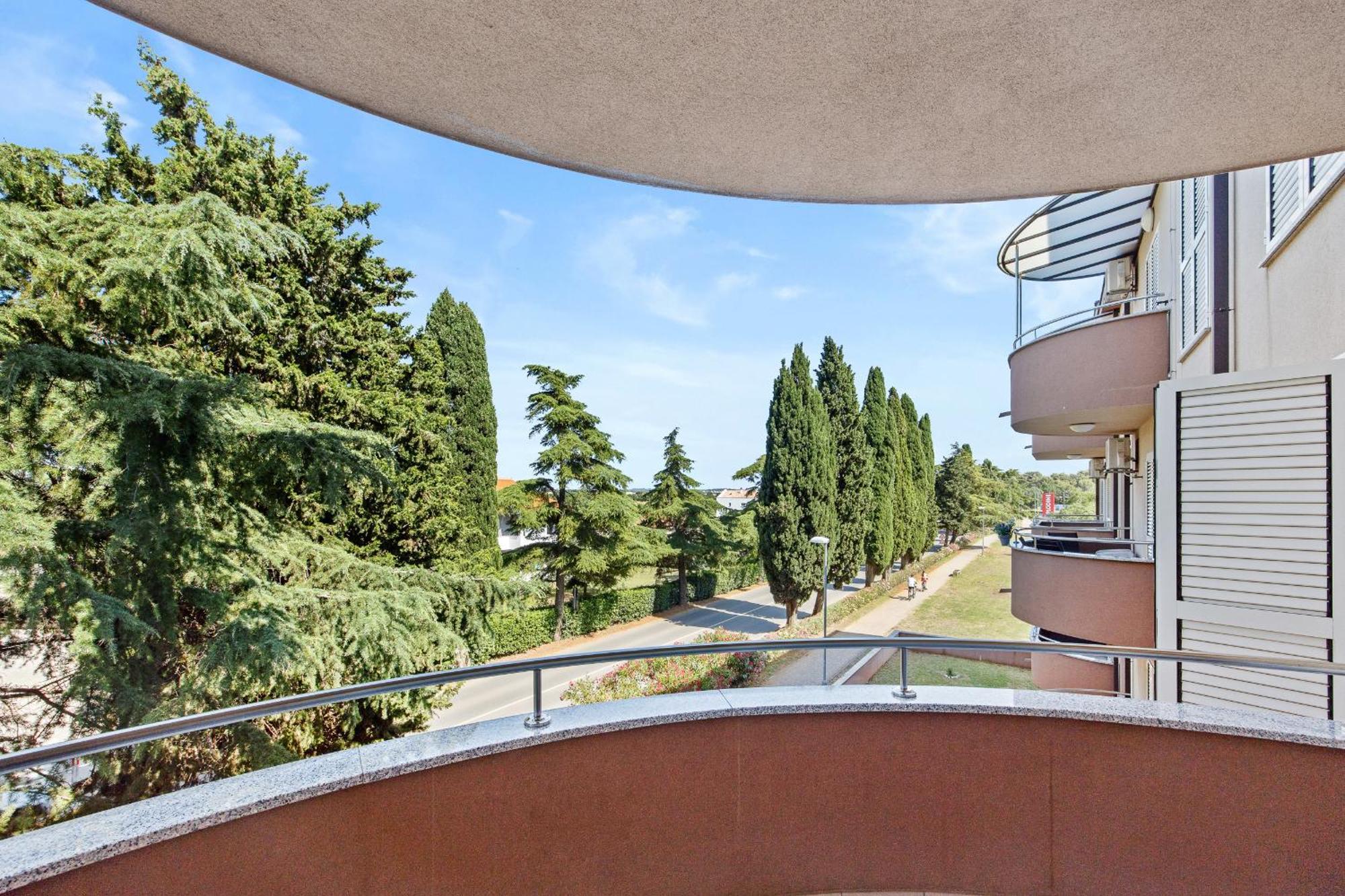 Apartment Feniks