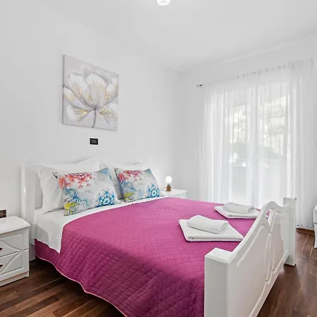 Feniks Fazana Apartman Exterior photo