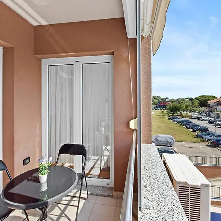 Feniks Fazana Apartman Exterior photo